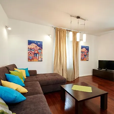 Gea Trogir