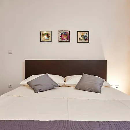 Gea Apartamento Trogir